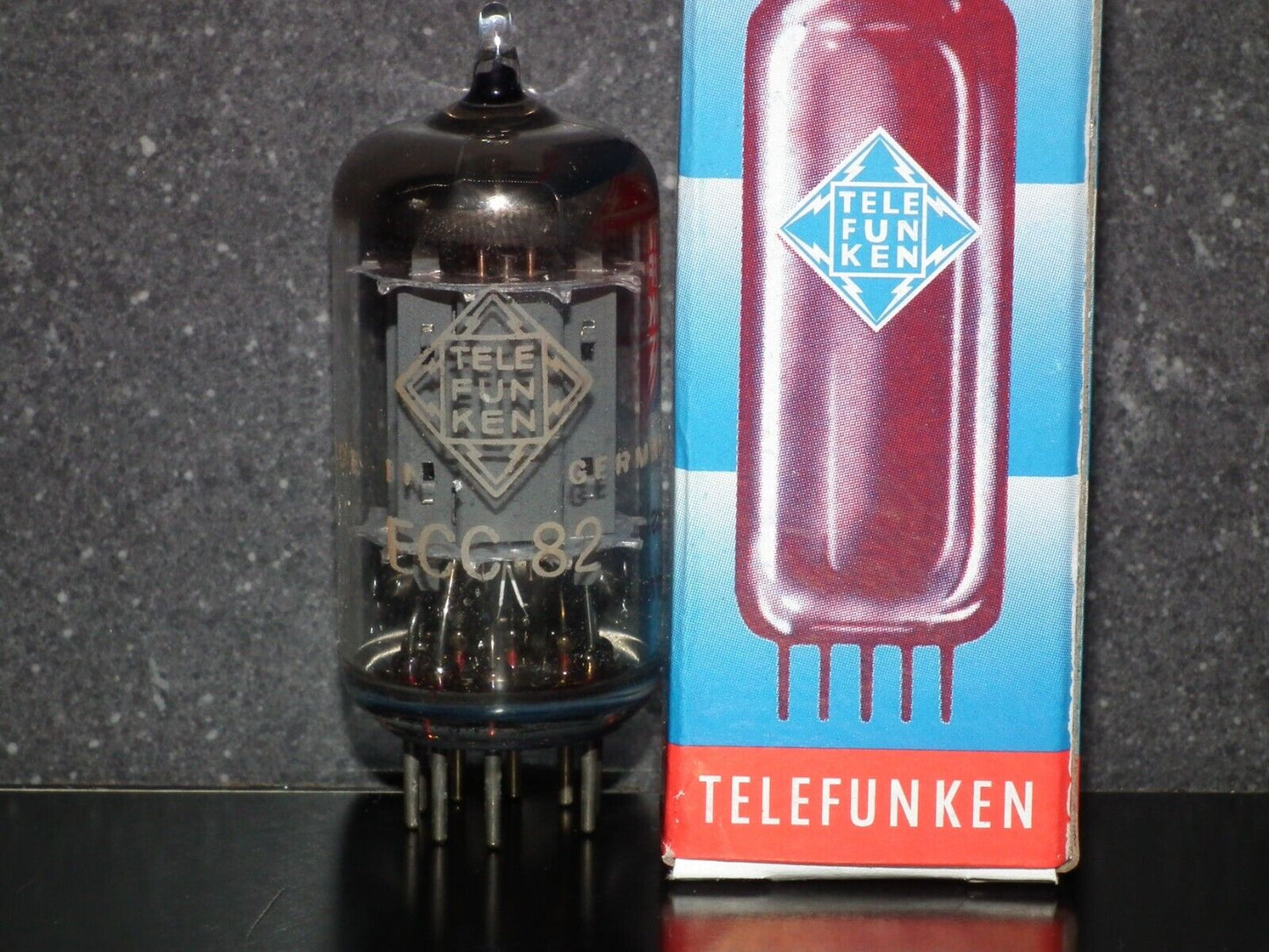 One (1 pcs) ECC82 Telefunken 12AU7, Tested NOS Long Smooth Plates