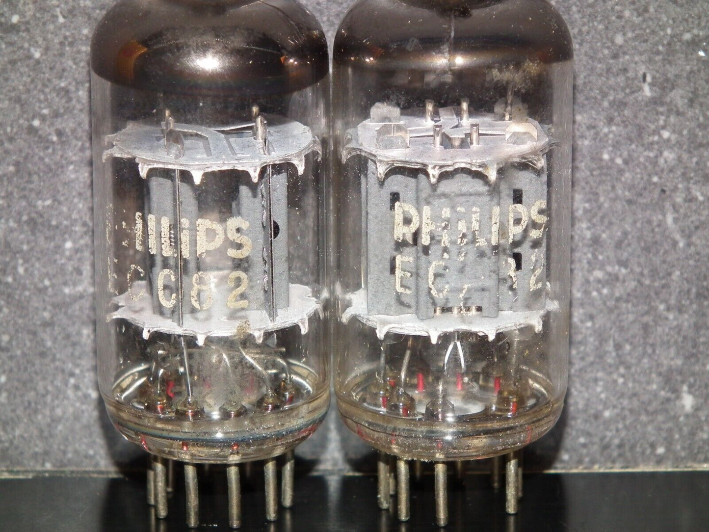 ECC82 12AU7 Philips Heerlen Delta codes Used tested NOS 100% Matched Pair
