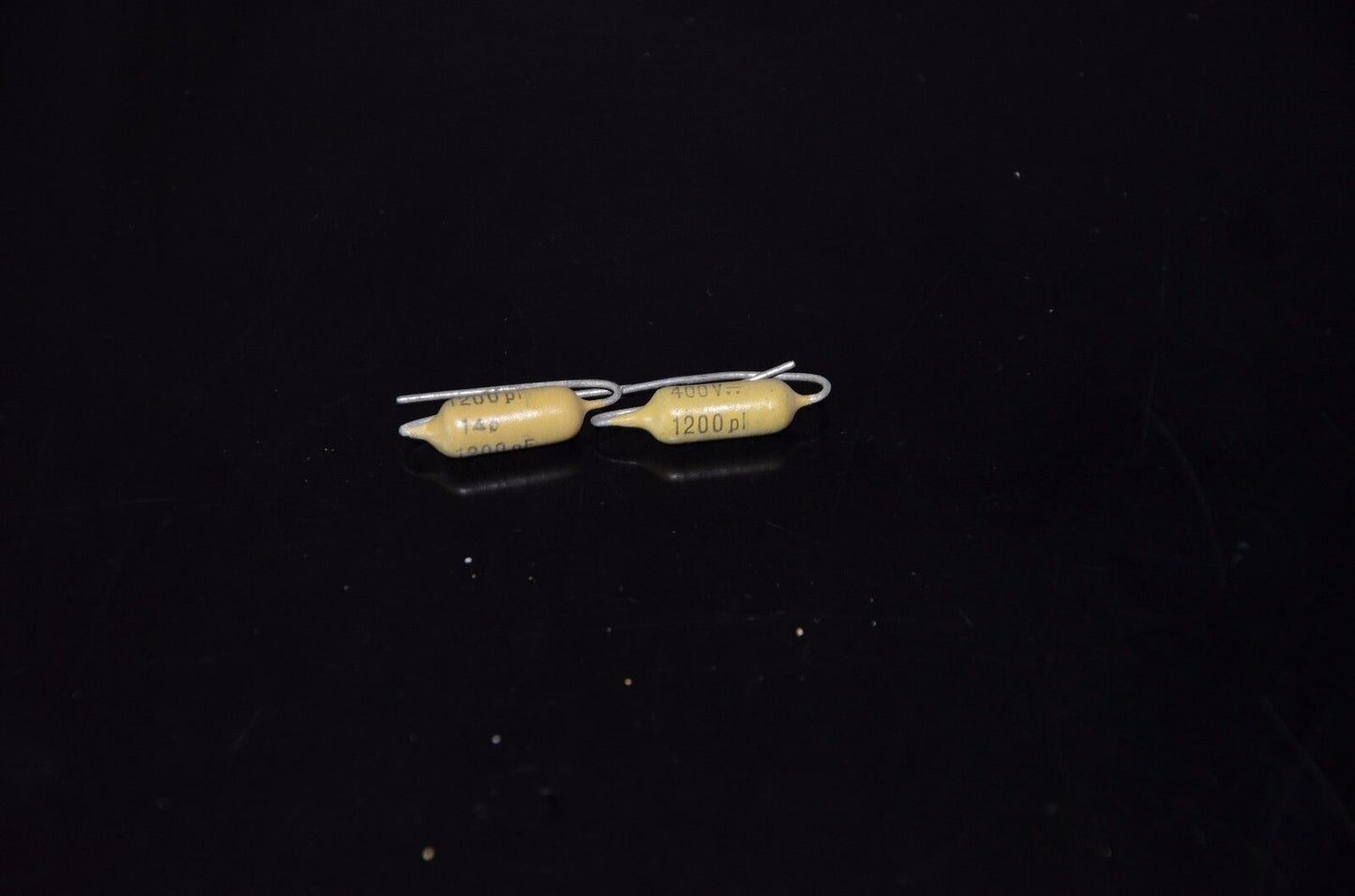 Two vintage Mullard Mustard Philips Capacitors 1200pF / 400V Marshall,Fender, ..