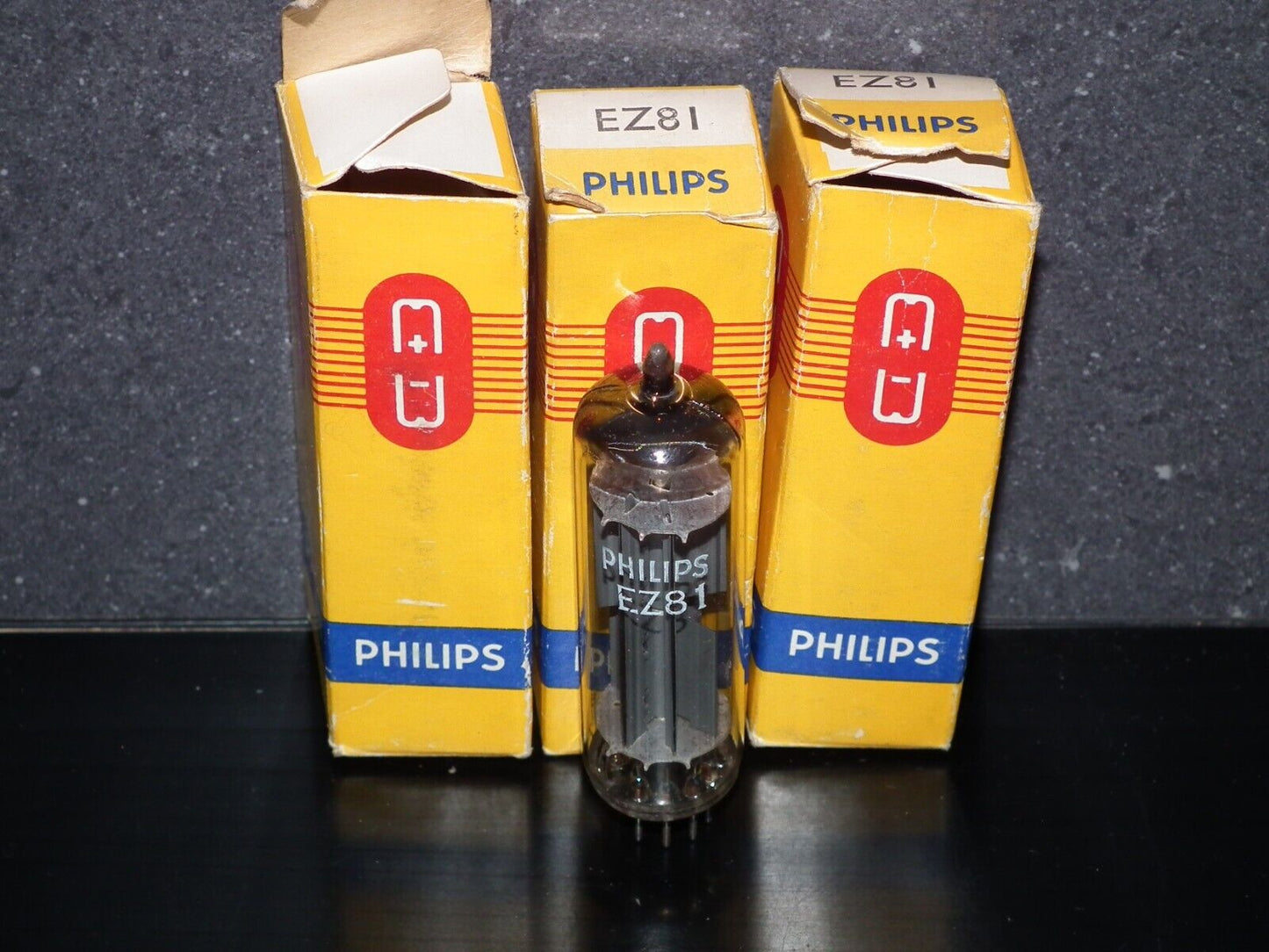 EZ81 Philips Mullard 6CA4 NOS NIB Blackburn tube plant 1967