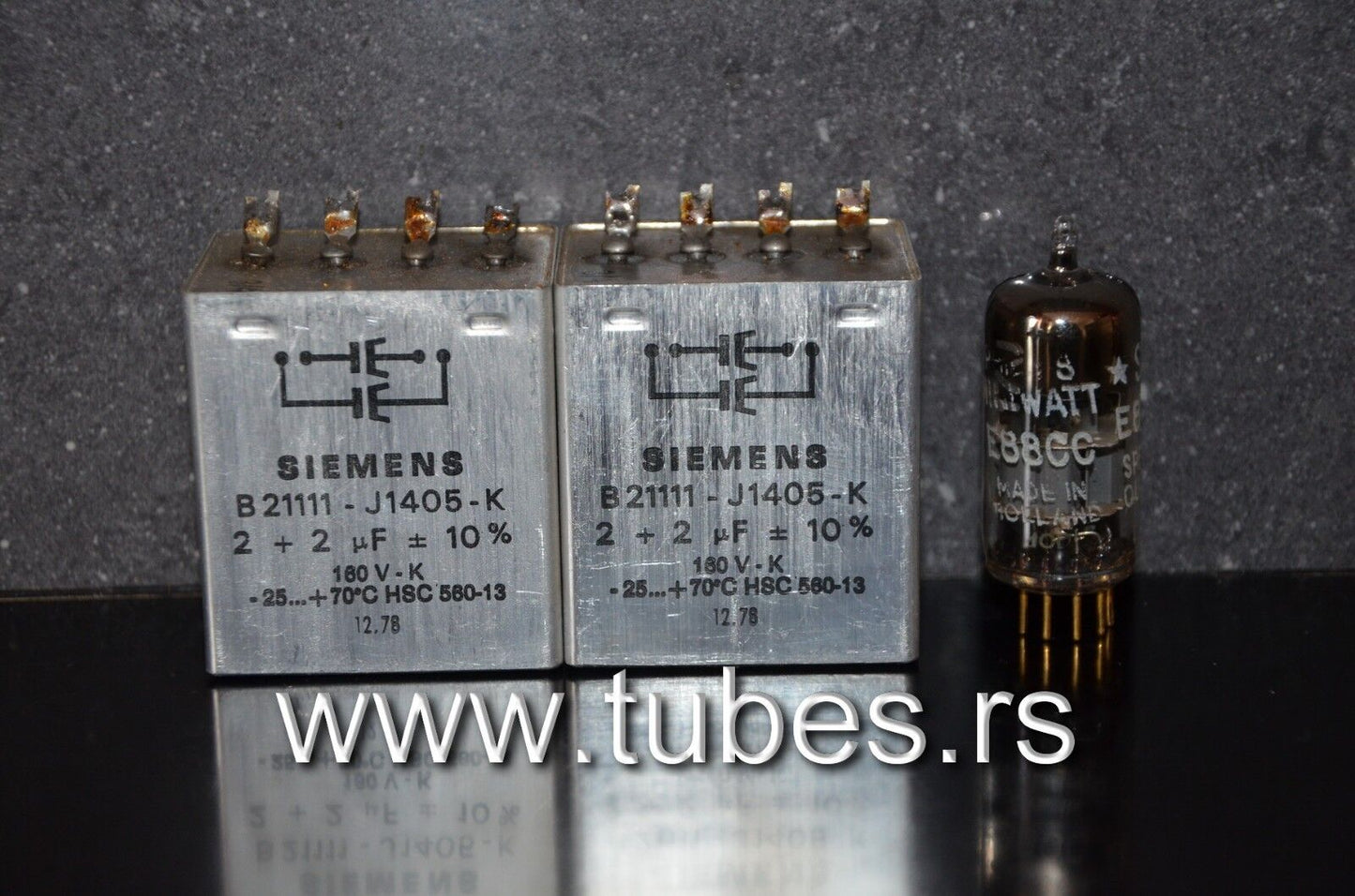 Two vintage Siemens PIO capacitors 2x2 uF 160V Klangfilm Made in West Germany