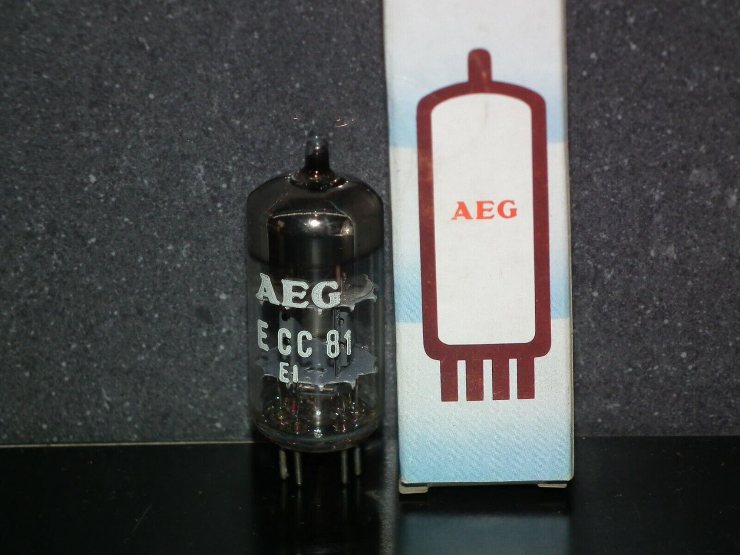 ECC81 12AT7 AEG Germany NOS NIB made by Tungsram tested strong balanced sections