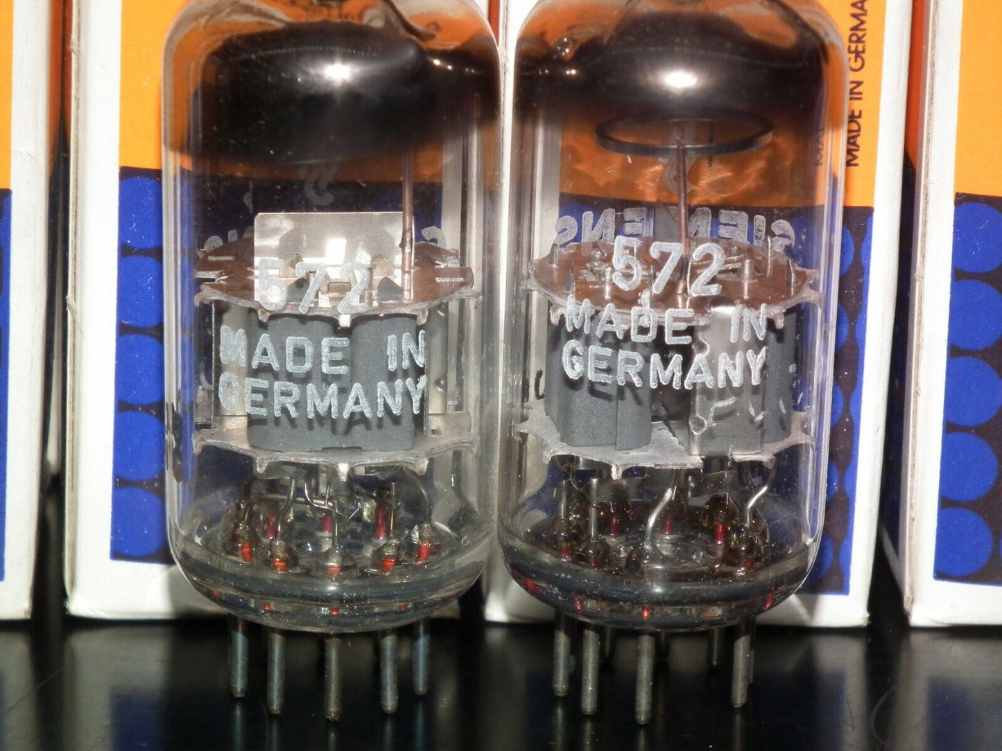 Single (1 pcs) PCC88 Siemens & Halske 7DJ8 Munich Plant West Germany