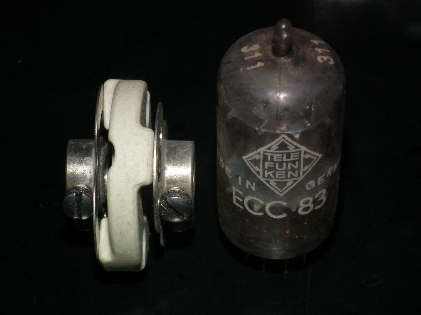 CERAMIC 1/4" FLEXIBLE SHAFT COUPLER EXTENDER - HAMMARLUND FC46S Collins Heathkit