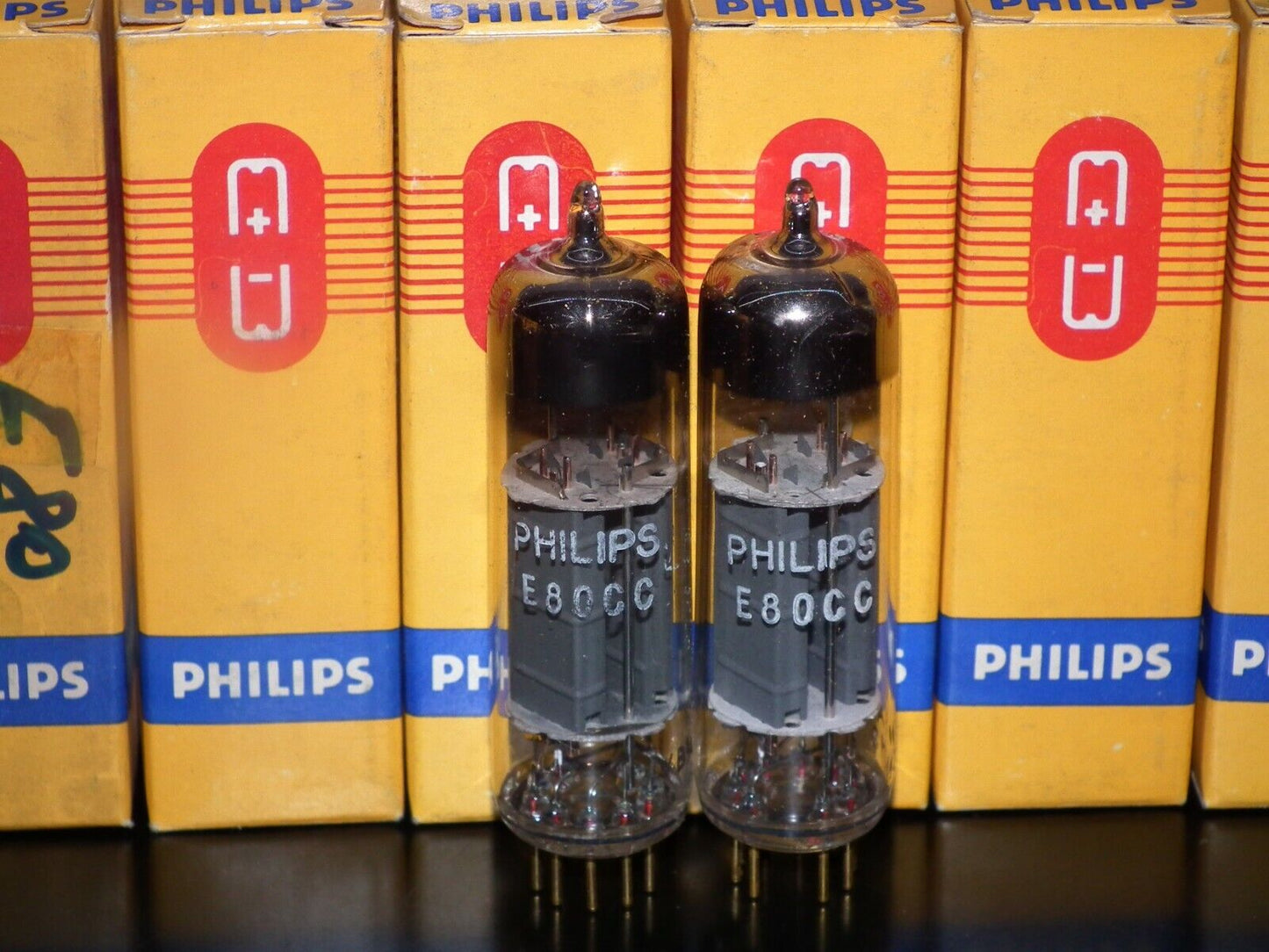Philips E80CC 6085 Platinum Matched pair NOS Made in Holland Heerlen plant Gold