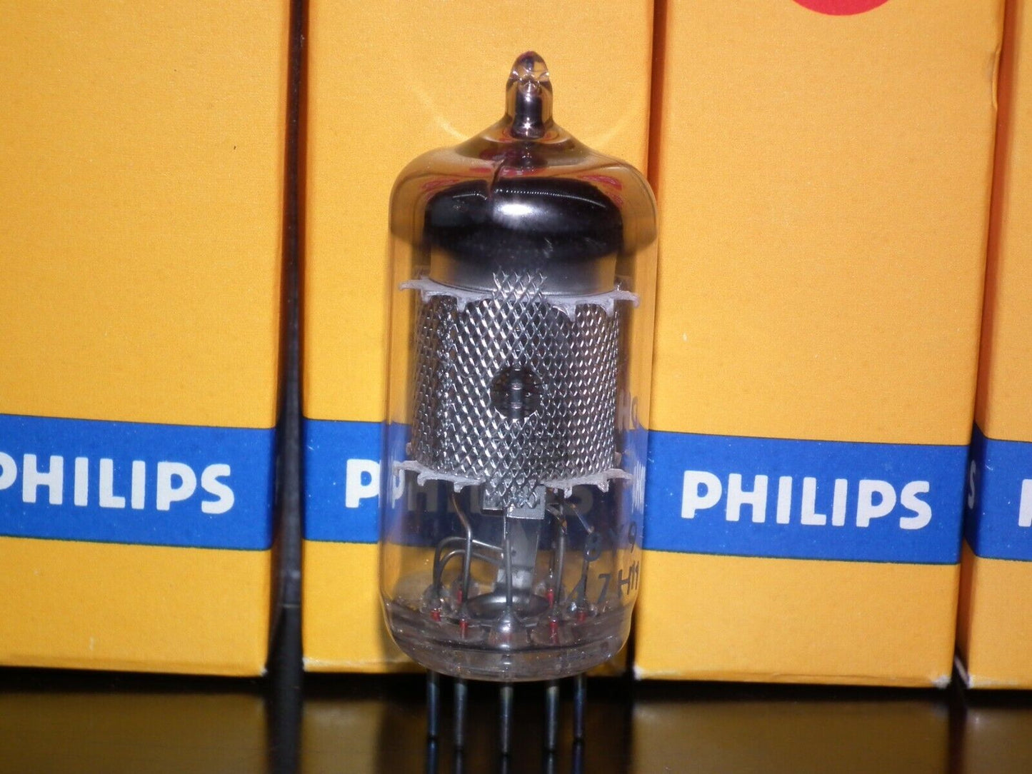 EF86 Philips 6267 NOS Mesh Plate Holland Heerlen 1967