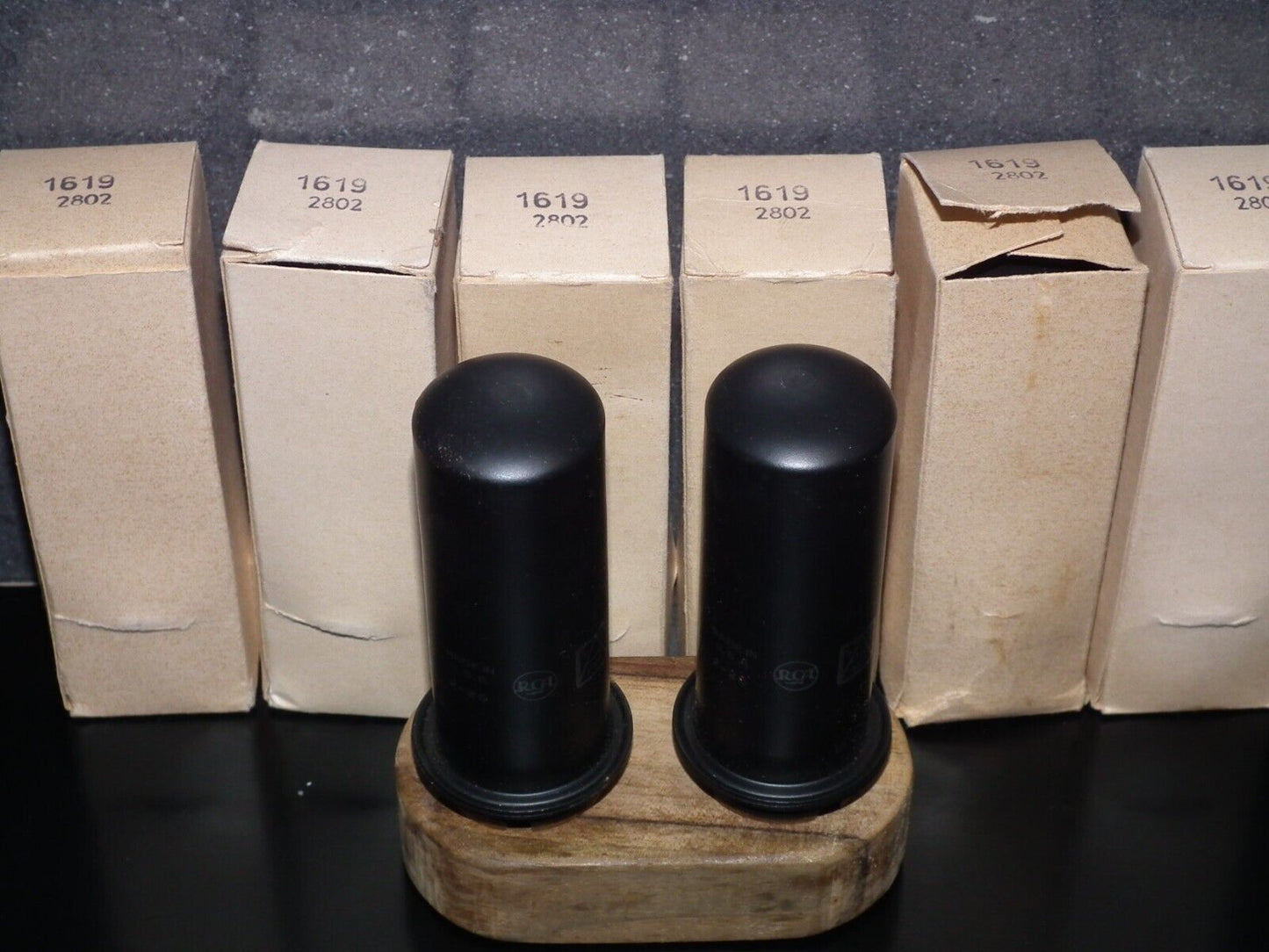 Platinum matched pair 1619 RCA NOS NIB JAN Boxes Brown Base The same codes VT164