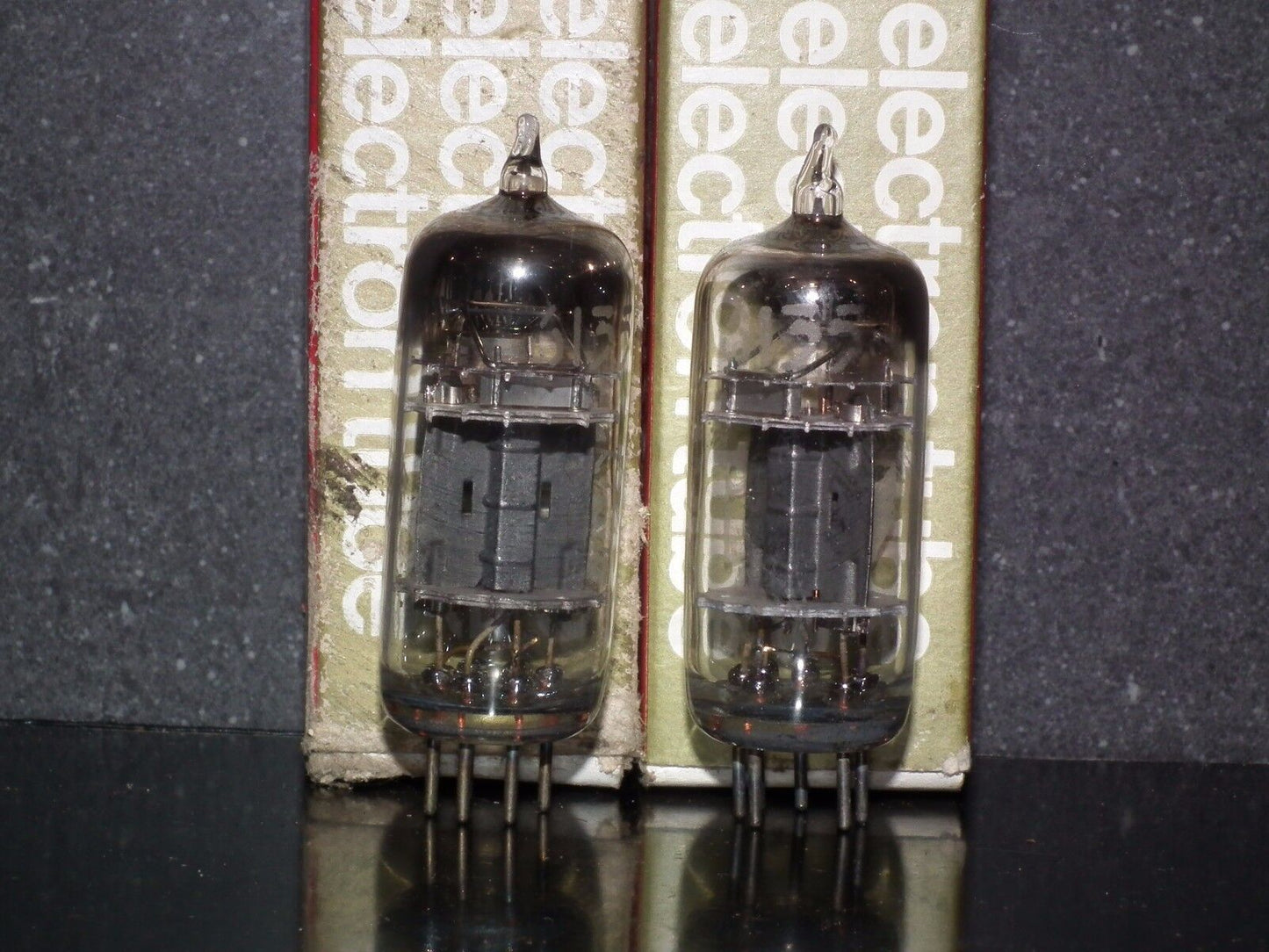 CV4022 CEI EC90 6135 NOS NIB tube audio triode triple mica, square getter, USA