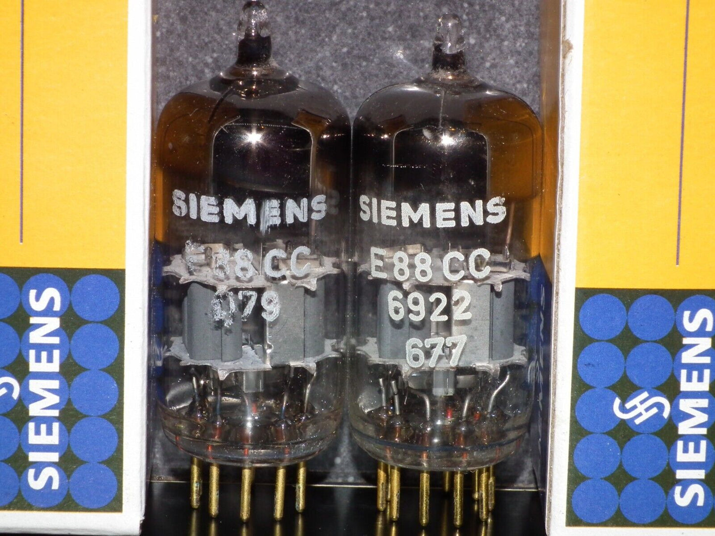 Platinum matched pair E88CC Siemens 6922 Munich Plant Balanced Tested 90% NOS