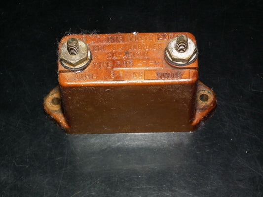 One vintage MICA capacitor 0.00004 mfd 3000V Sangamo - Cornell Dubilier 40pf 3KV