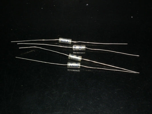 Four vintage NOS 0.68u 10V Sprague 150D Tantalum Capacitor Axial Leads 680nF 10V