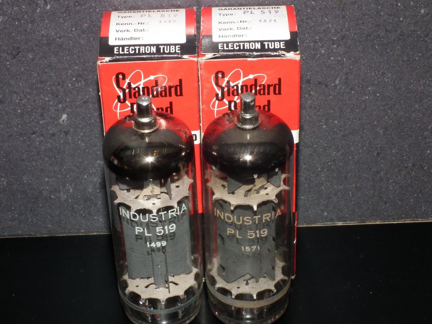 PL519 Standard Germany Brand 40KG6  NOS NIB Platinum Matched Pair EAR859 EAR861