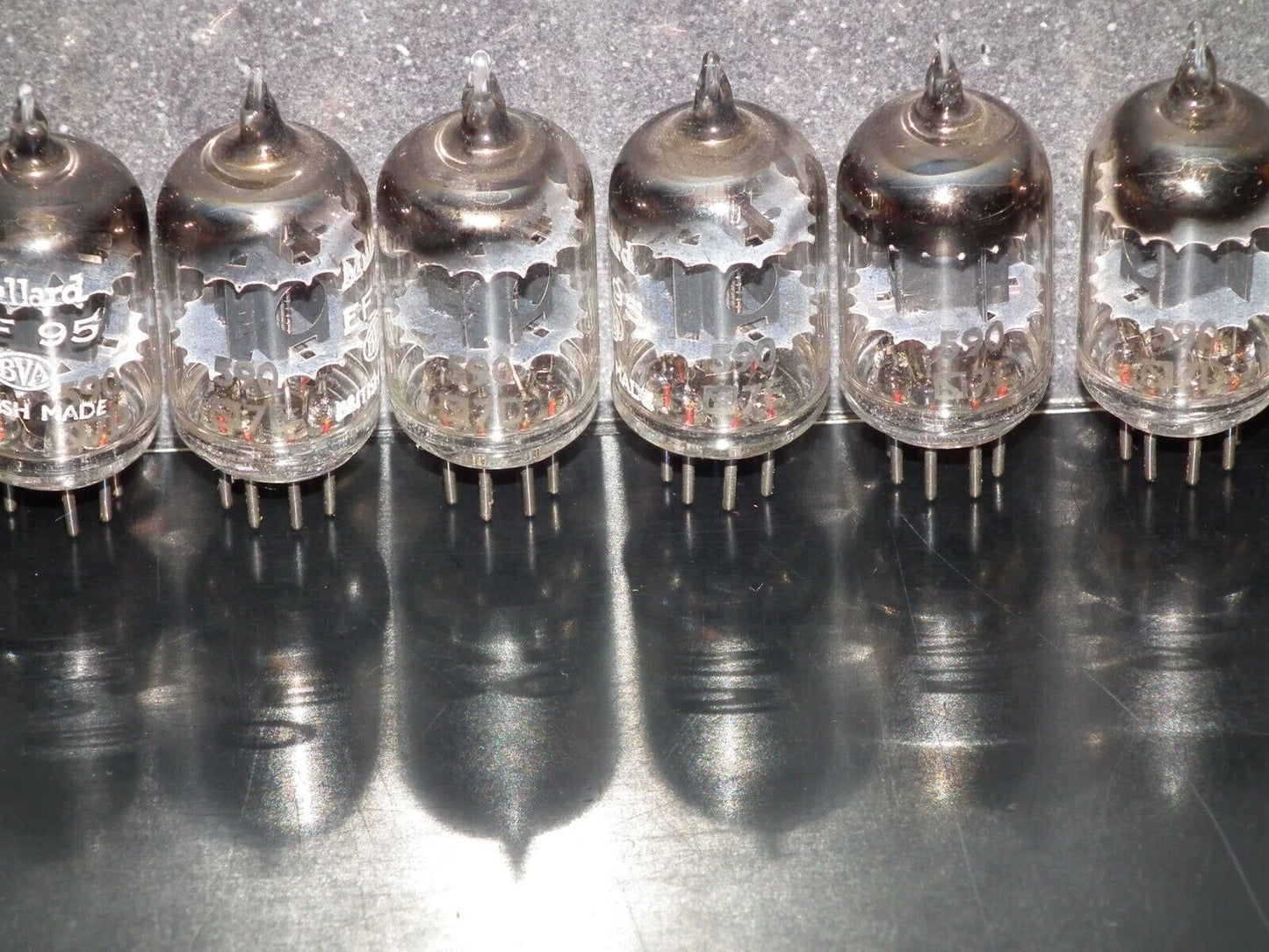 Matched Pair EF95 5654 6AK5W Mullard WHYTELEAFE Square Getter NOS Made in UK