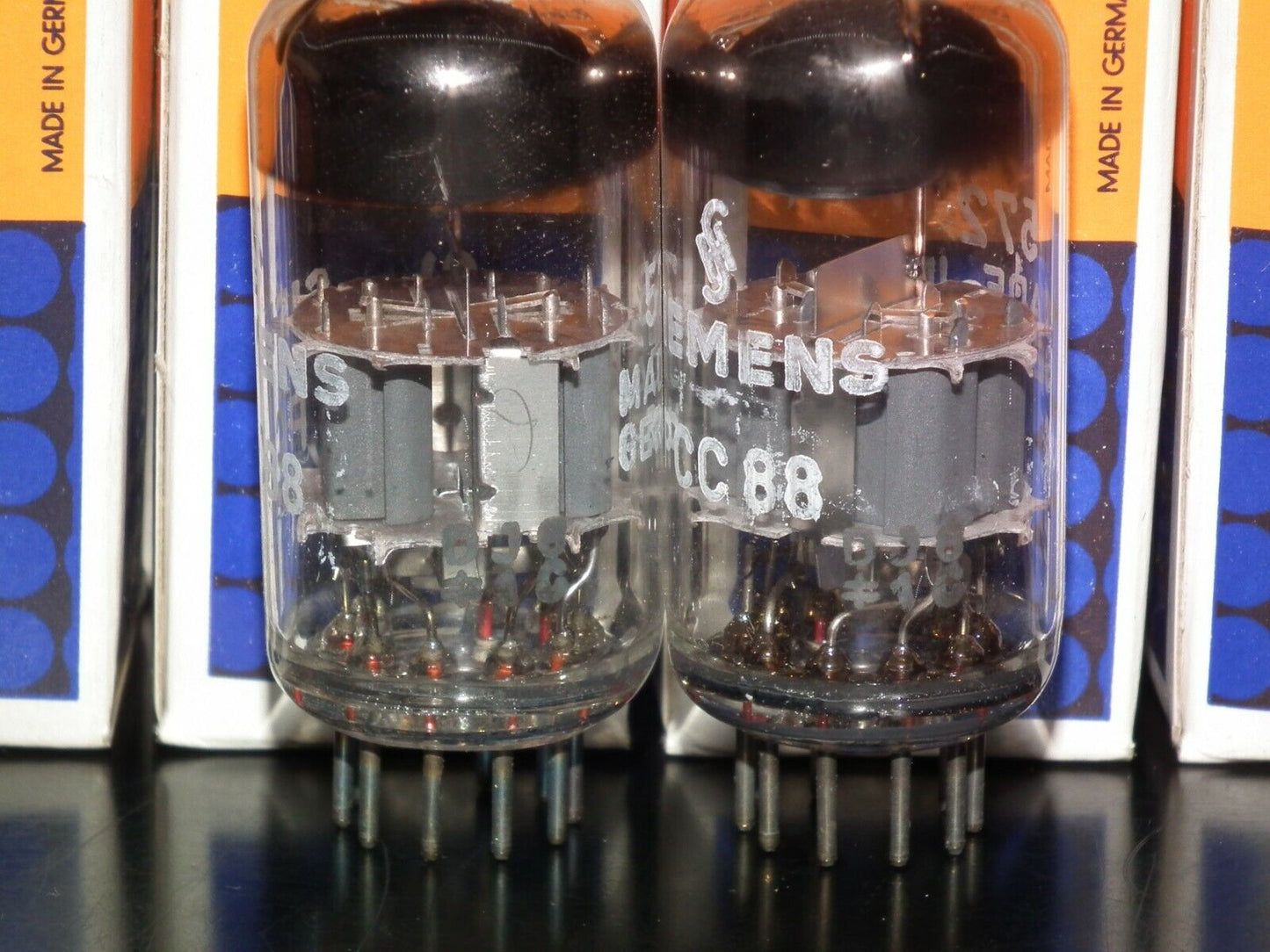 Single (1 pcs) PCC88 Siemens & Halske 7DJ8 Munich Plant West Germany