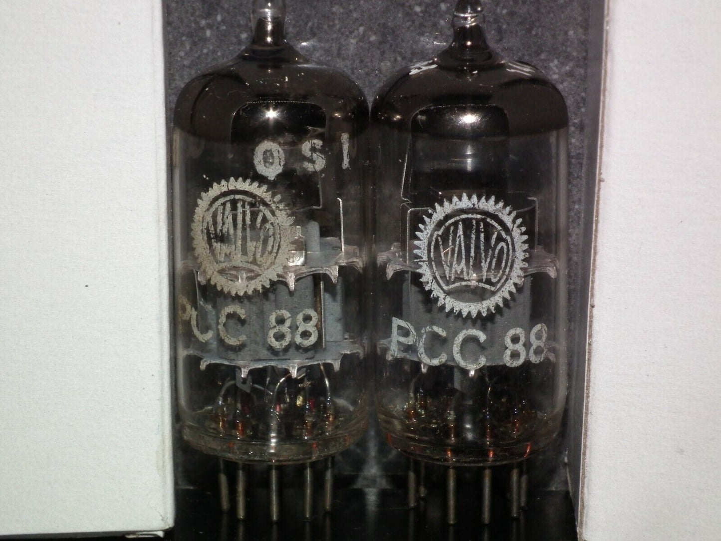 Matched pair PCC88 Valvo 7DJ8 GRAY SHIELD DUAL STAGE GETTER Used tested OK
