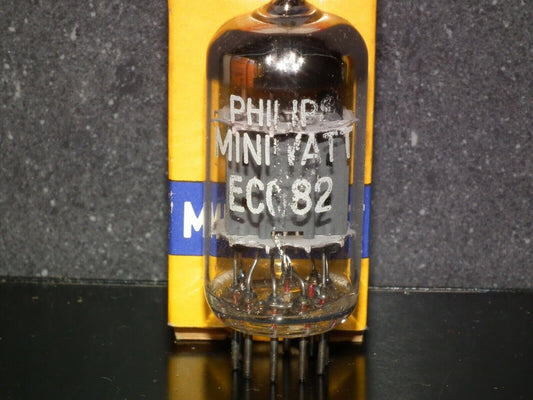 ECC82 12AU7 Philips Heerlen 1965 Delta codes NOS NIB strong, balanced sections