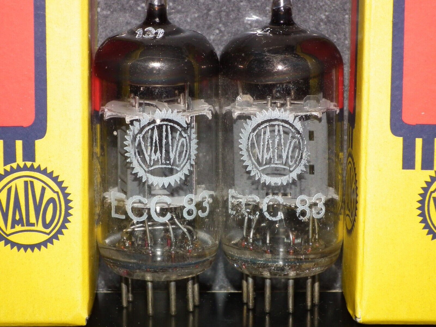 ECC83 12AX7 Valvo Philips NOS Matched Pair Heerlen Delta 7H2 codes