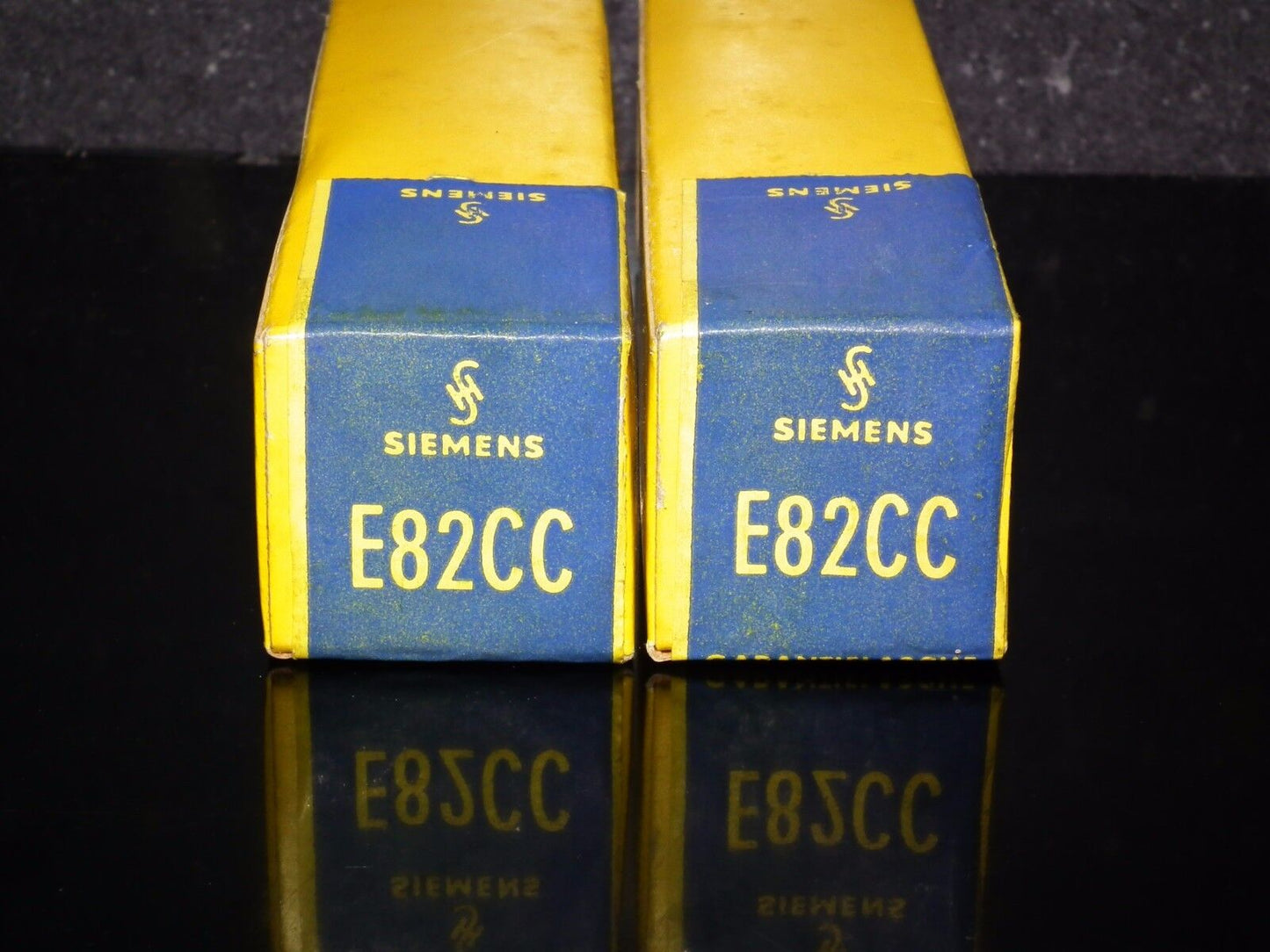 Siemens & Halske E82CC ECC802S ECC82 5814 Matched pair (triple mica, Munich)