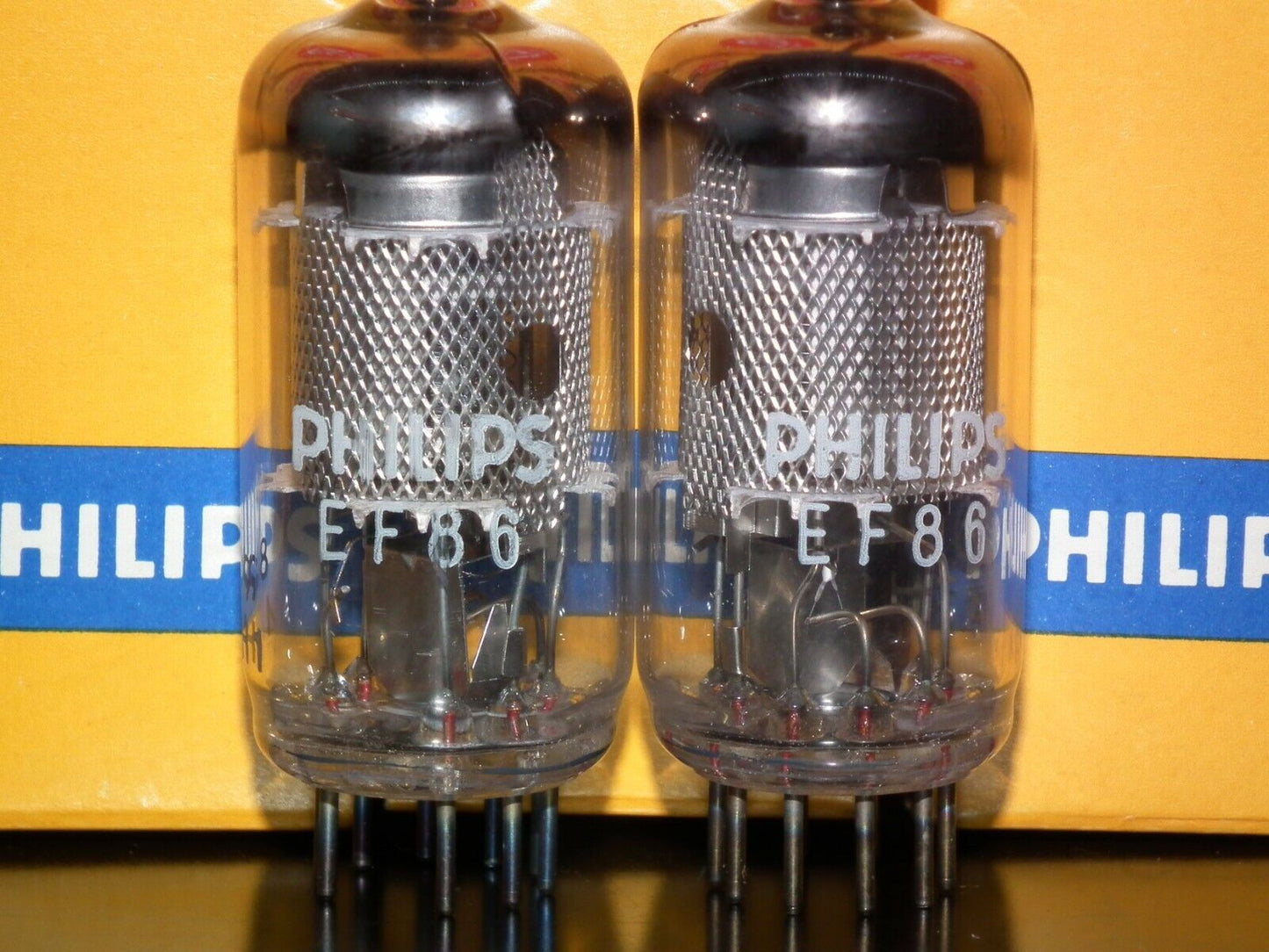 EF86 Philips 6267 NOS Mesh Plate Holland Heerlen 1967