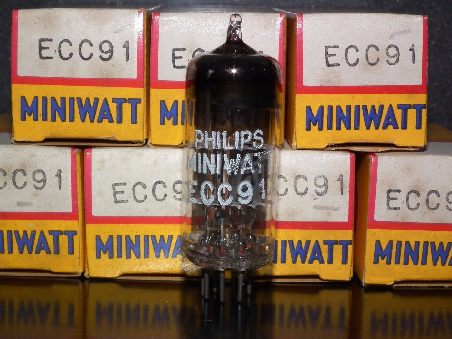ECC91 6J6 Mullard rebranded Philips NOS NIB Platinum matched pair, G. Britain 63