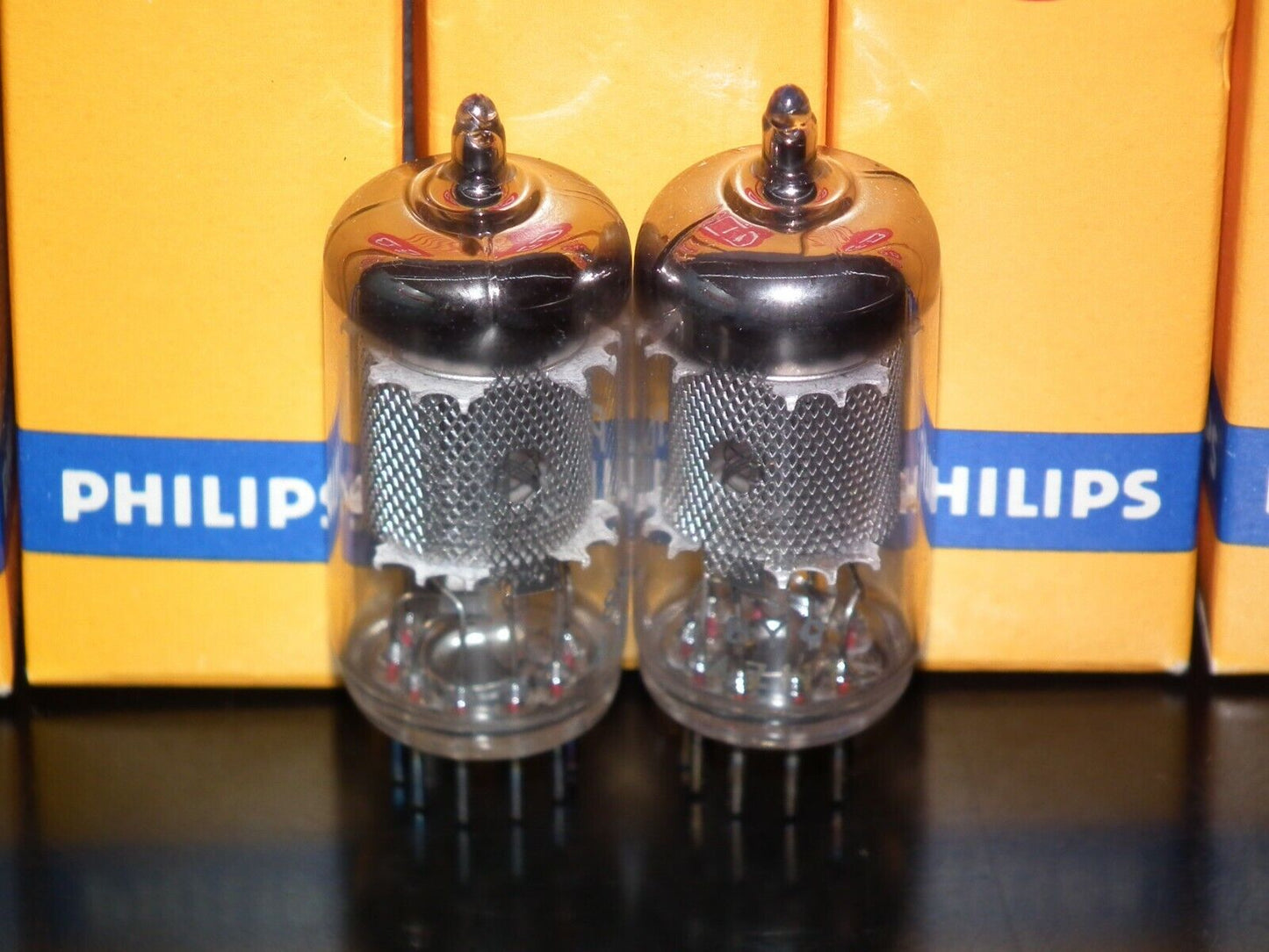 EF86 Philips 6267 NOS Mesh Plate Holland Heerlen 1967