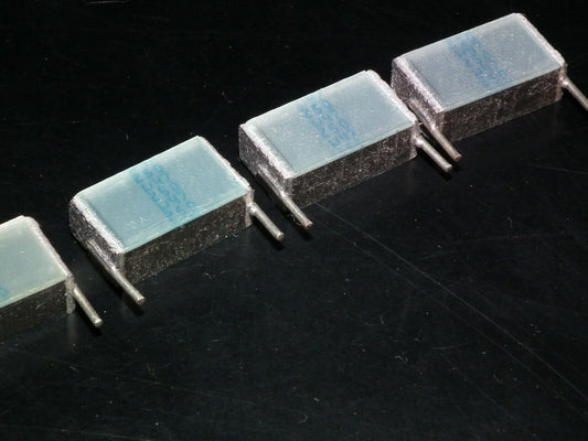 Four NOS vintage Siemens MKT Silver capacitors 470nF 250V W. Germany 0.47u 250V