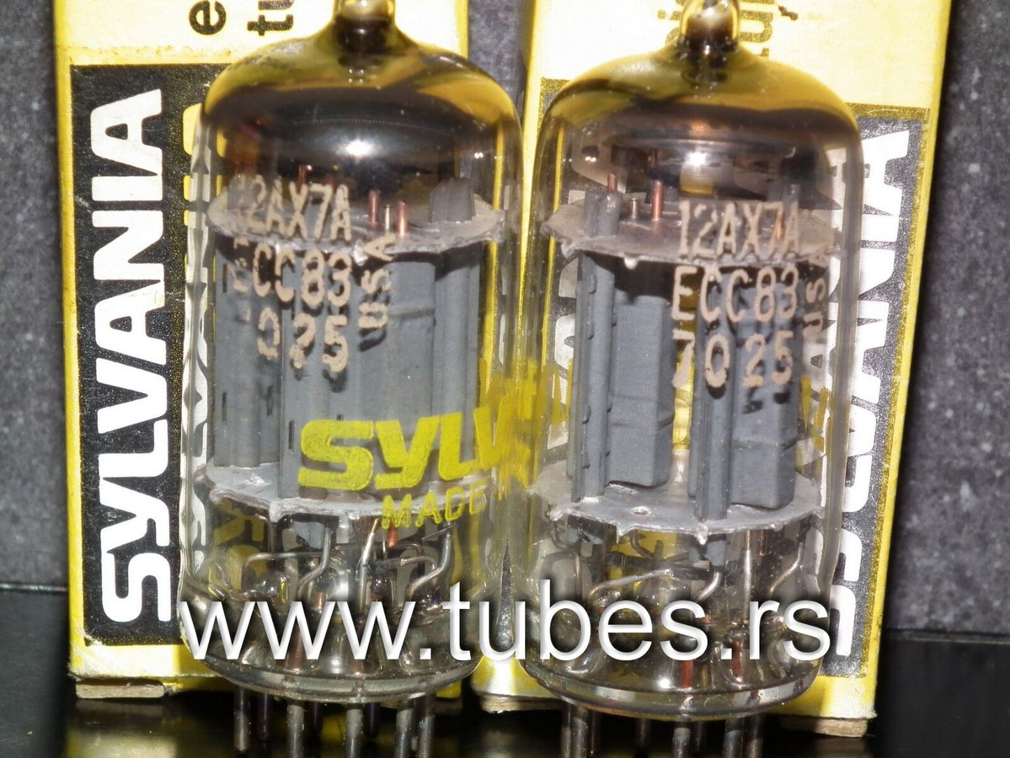 12AX7A Sylvania ECC83 7025  - Platinum Matched Pair - Yellow & Green printing