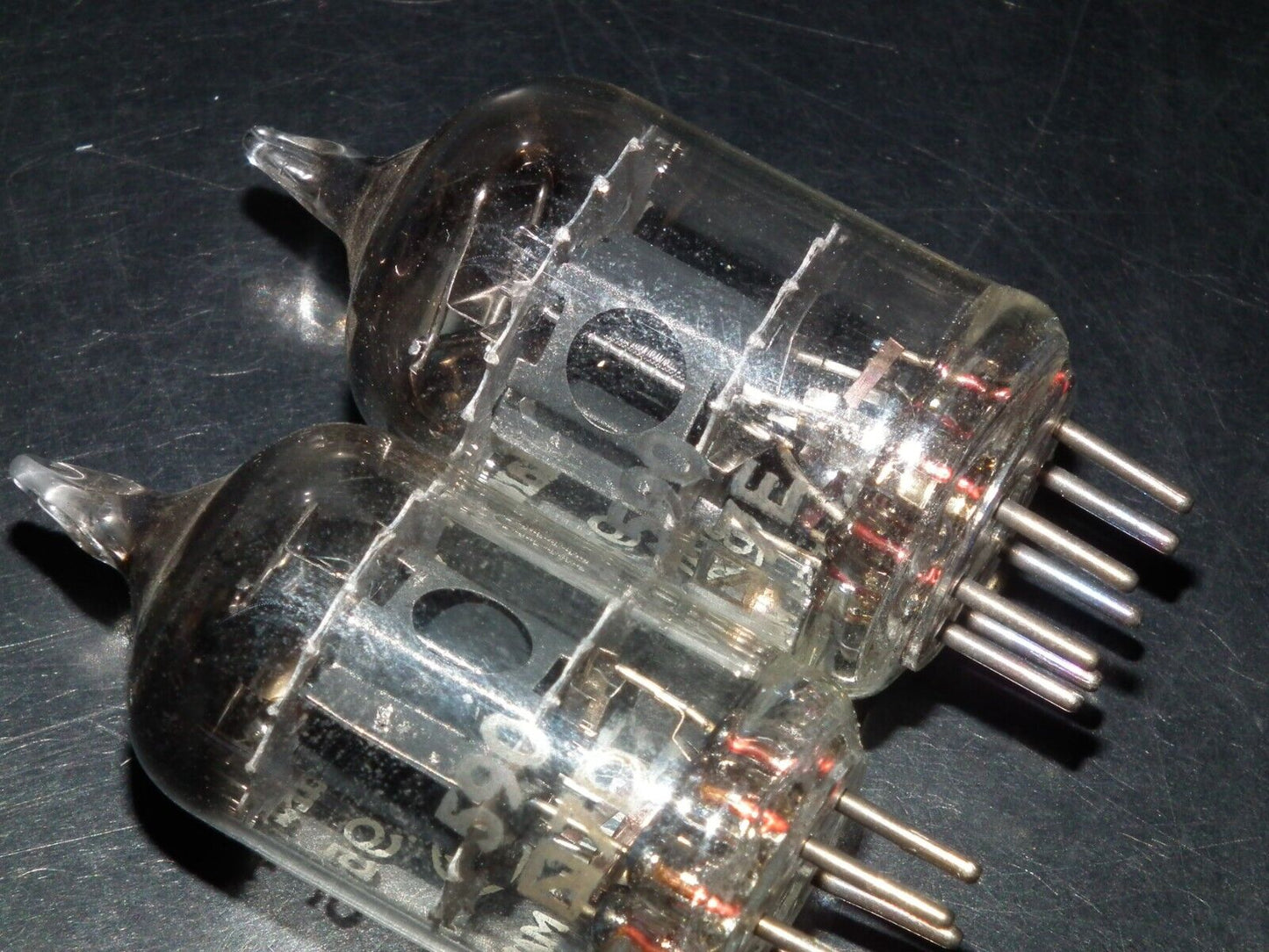 Matched Pair EF95 5654 6AK5W Mullard WHYTELEAFE Square Getter NOS Made in UK
