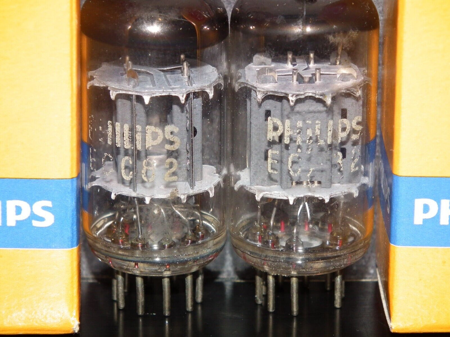 ECC82 12AU7 Philips Heerlen Delta codes Used tested NOS 100% Matched Pair