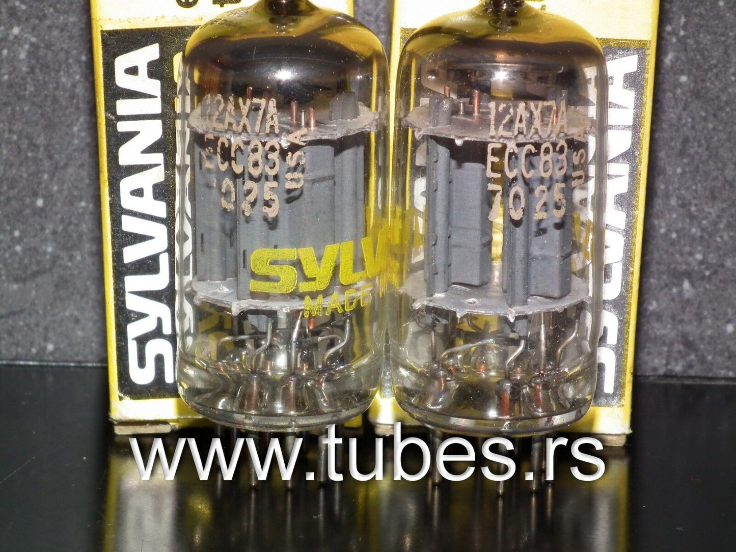 12AX7A Sylvania ECC83 7025  - Platinum Matched Pair - Yellow & Green printing