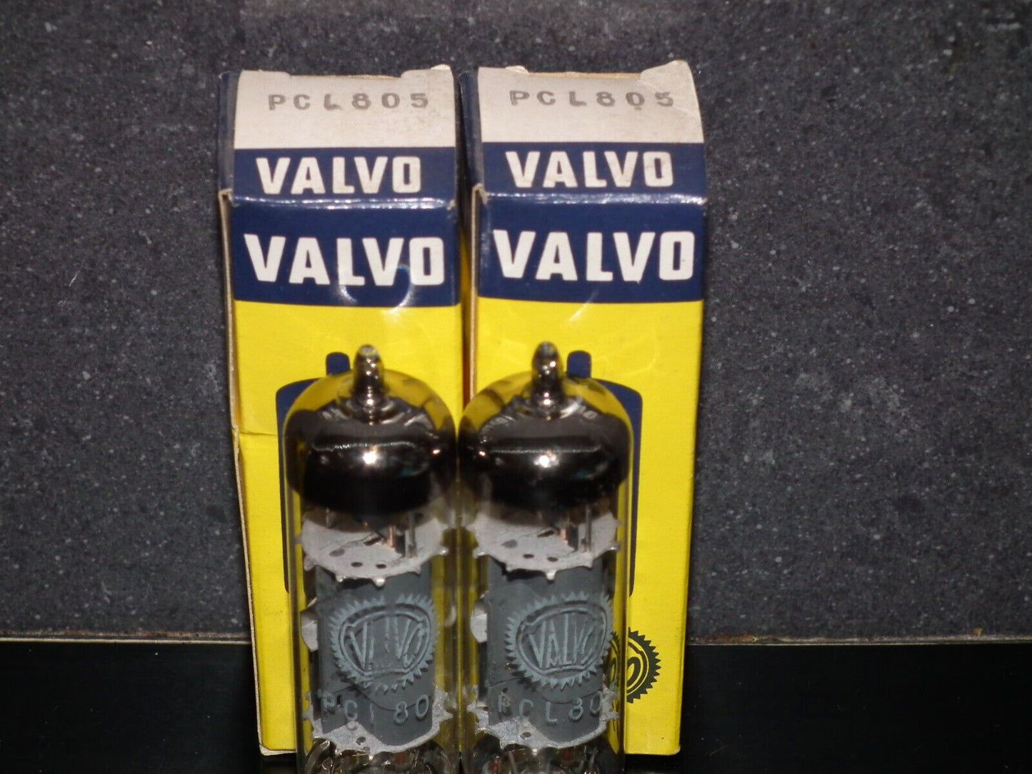 Platinum Matched Pair (2 tubes) PCL805 Valvo Philips Triode Pentode NOS NIB