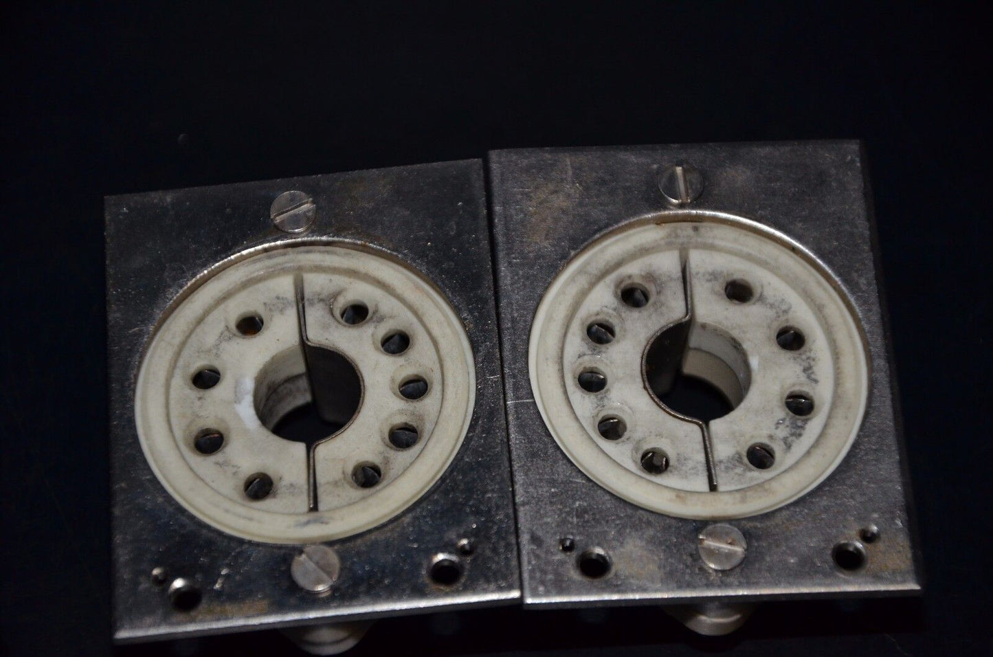 Two vintage original Siemens F2a ceramic tube sockets for Hi End tube Klangfilm