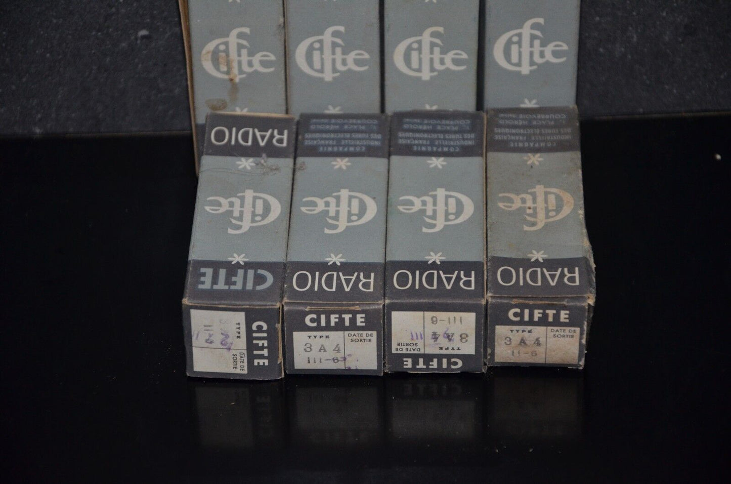 3A4 CIFTE DL93 - NOS NIB platinum matched pair (2 tubes) RARE SQUARE GETTER