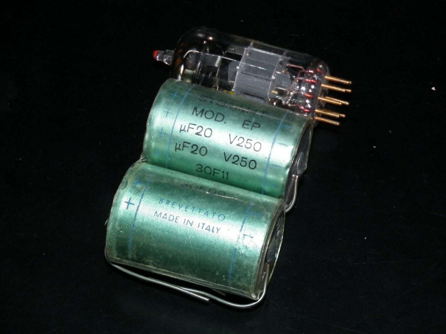 Two vintage NOS capacitors 20uF 250V ICAR Stabilitic Condensatore Elettrolitico