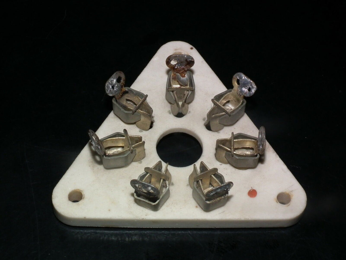 One VINTAGE 7 pin U7G Ceramic Socket for 813 Triangle shape