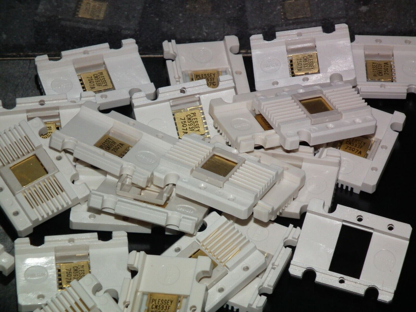 Plessey CN593F Integrated Circuit NOS - NEW Clansman PRC-320 RT320