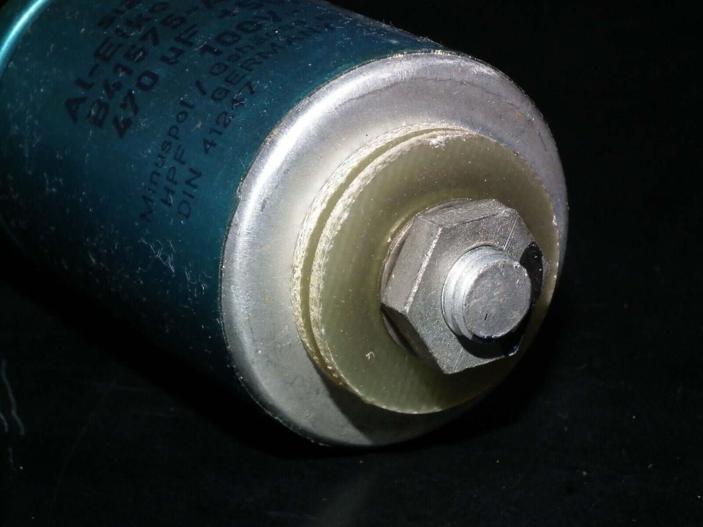 One vintage Siemens capacitor 470u 100V 470mfd Elko Rauh Made in West Germany 70