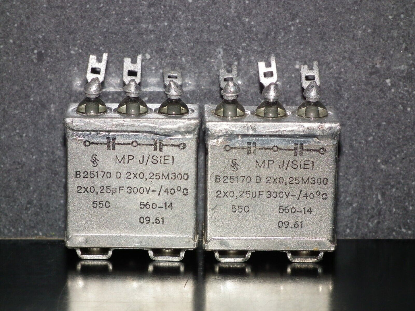 Two vintage Siemens PIO capacitors 2x0.25 uF 300V Klangfilm tube audio 60s NOS
