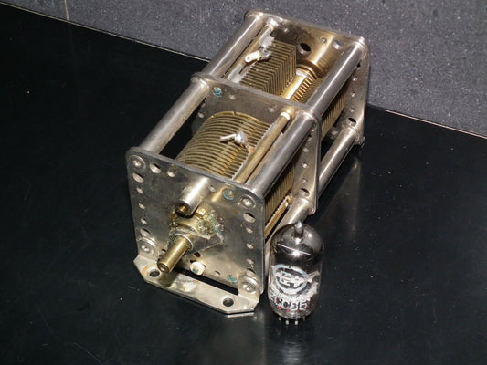 PHILIPS AIR VARIABLE CAPACITOR 2 x 570pF ( 1140pF ) - ball bearing HIGH QUALITY