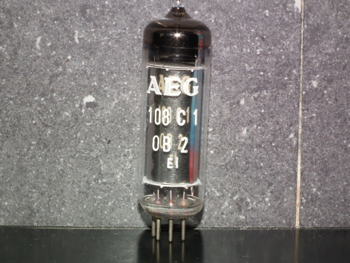 108C1 AEG Telefunken NOS 0B2 OB2 stabilisator tube STV108/30 West Germany