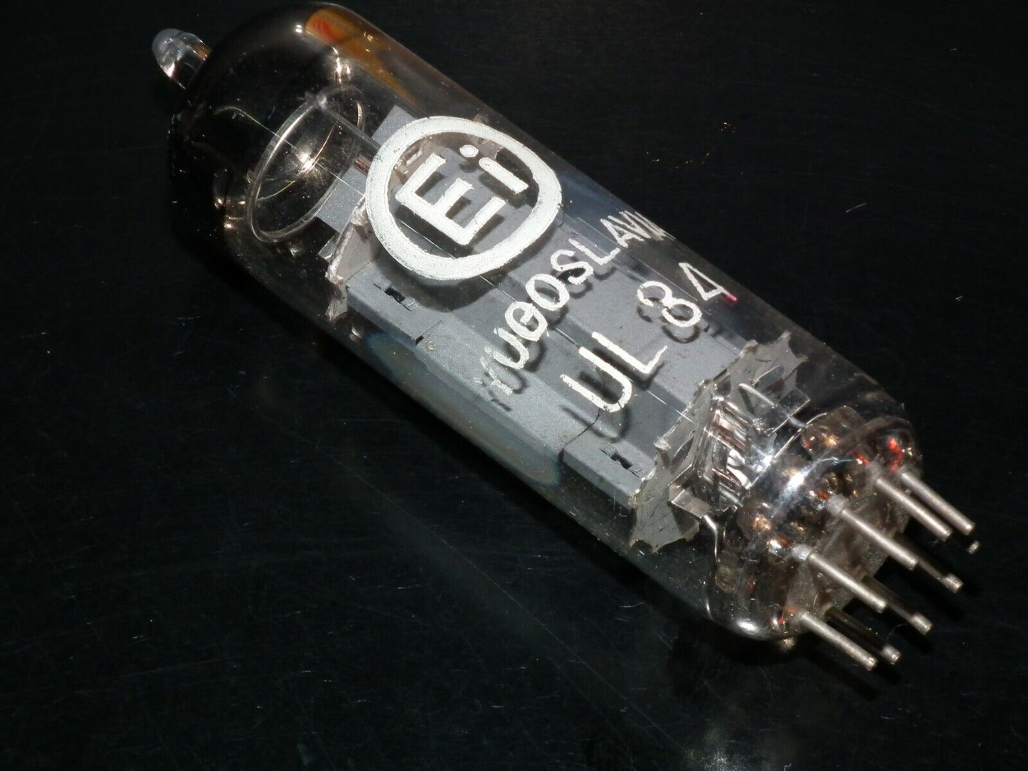 UL84 45B5 N119 EI Philips NOS NIB tube audio pentode
