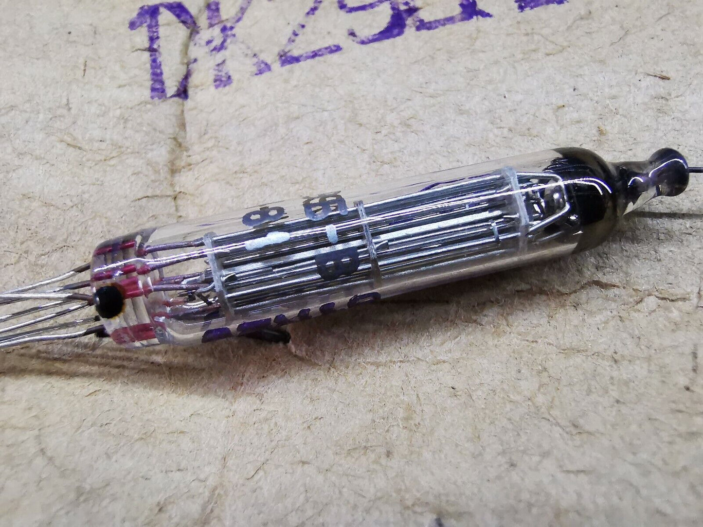 1J29B-V 1J29B Miniature Tiny HF Pentode NOS Made in 1981 1Ж29Б-В