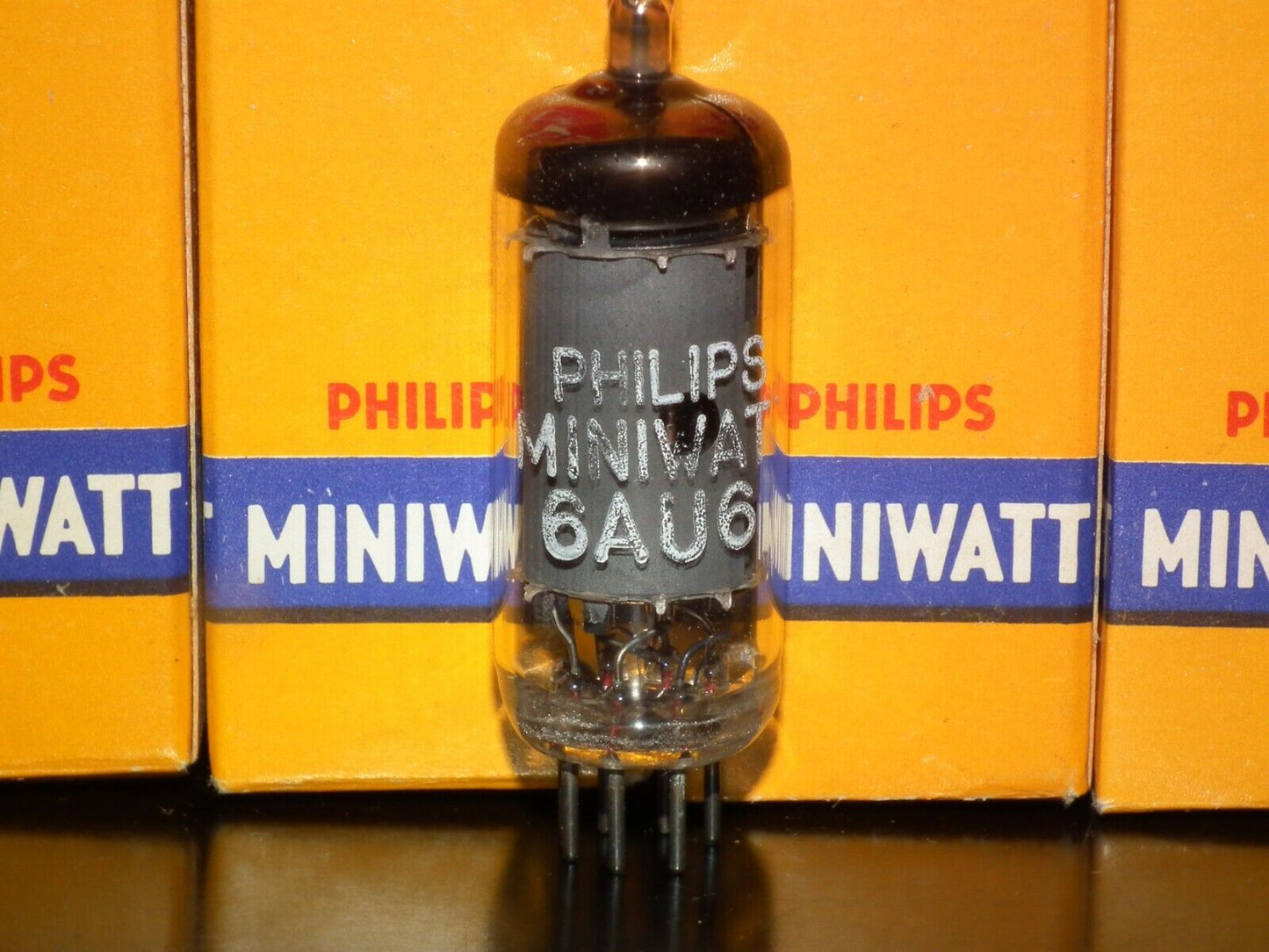 EF94 6AU6 Mullard Blackburn tube plant 1963, rebranded Philips Low Noise Tested