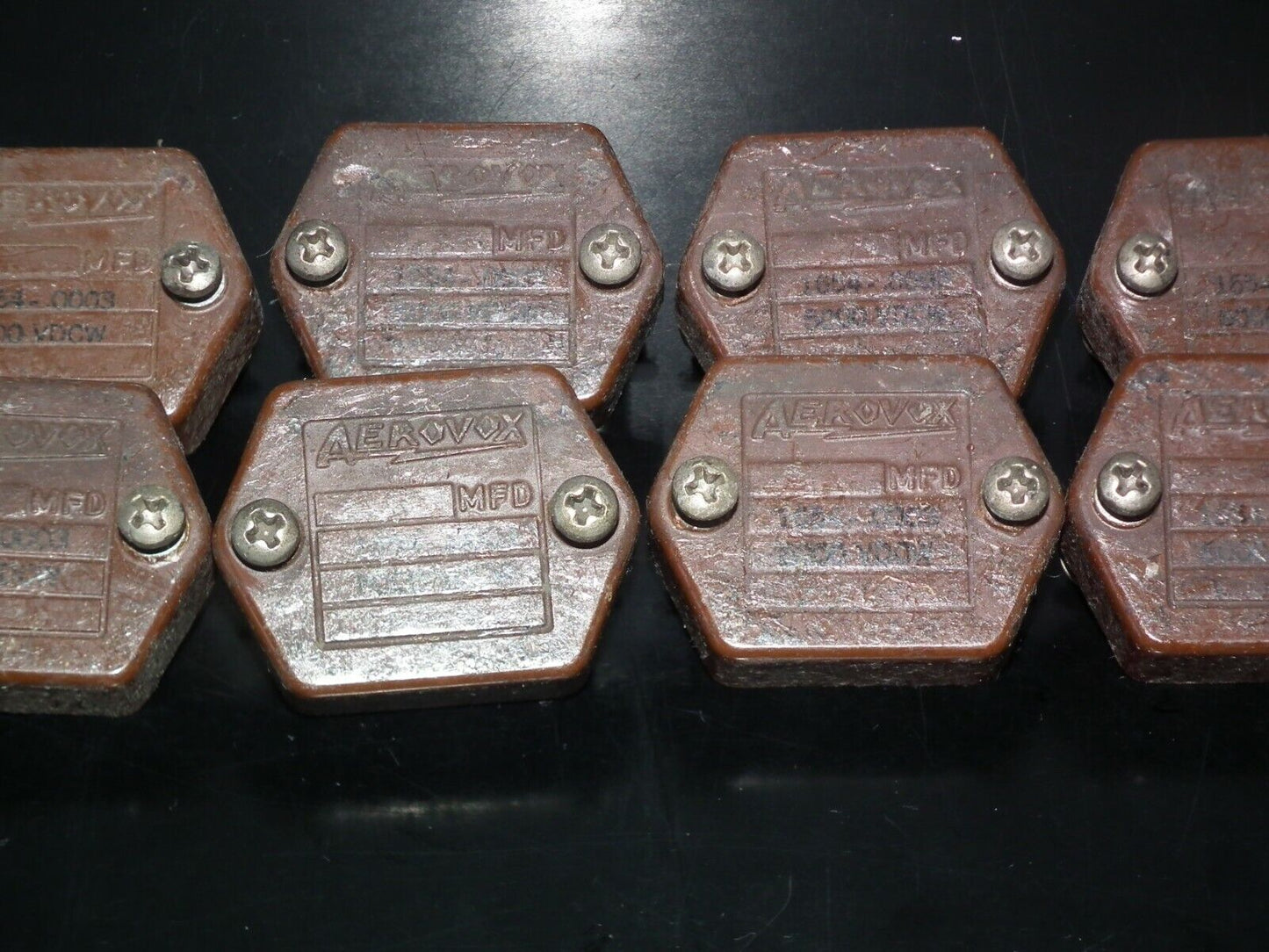 Aerovox vintage MICA Capacitor 300pF 1200V / 2400V Ham radio Tube audio Used