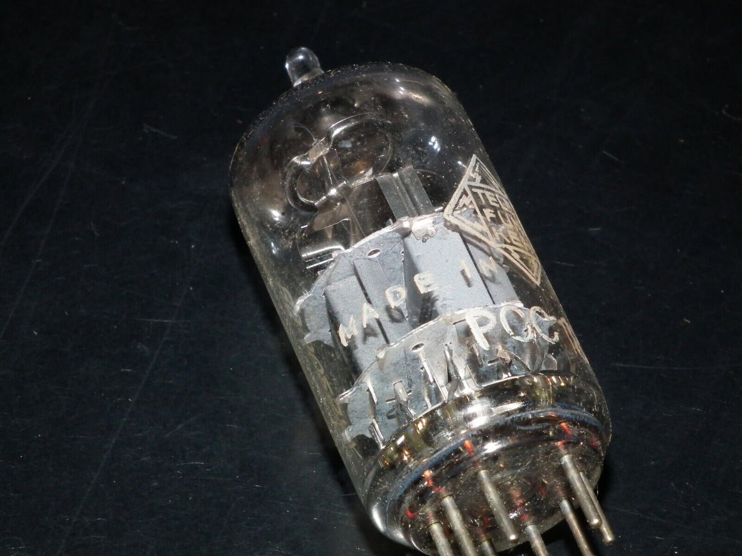 PCC189 7ES8 Telefunken Diamond Bottom Made in West Germany