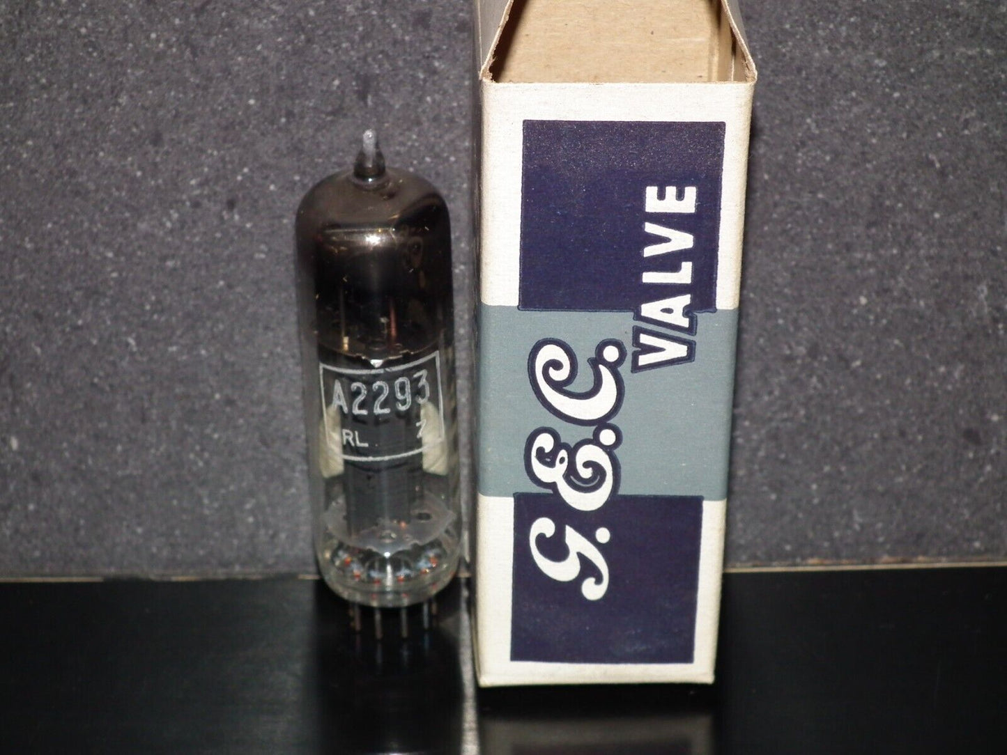 One (1 pcs) A2293 CV4079 GEC NOS NIB RARE Square Getter