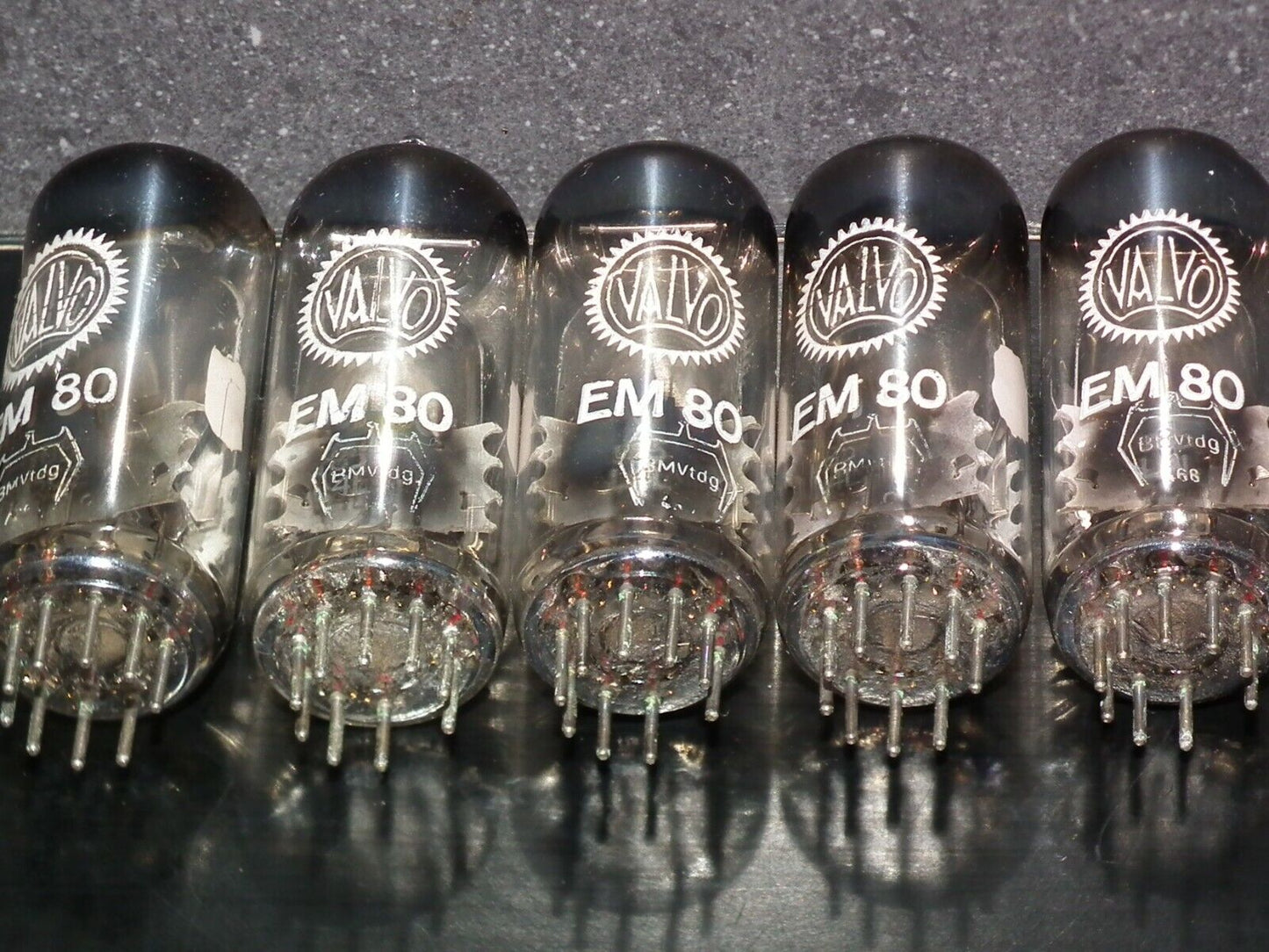 EM80 Valvo D Getter - TESTED - Bright Magic Eyes (1 pcs) 6BR5 6E1P