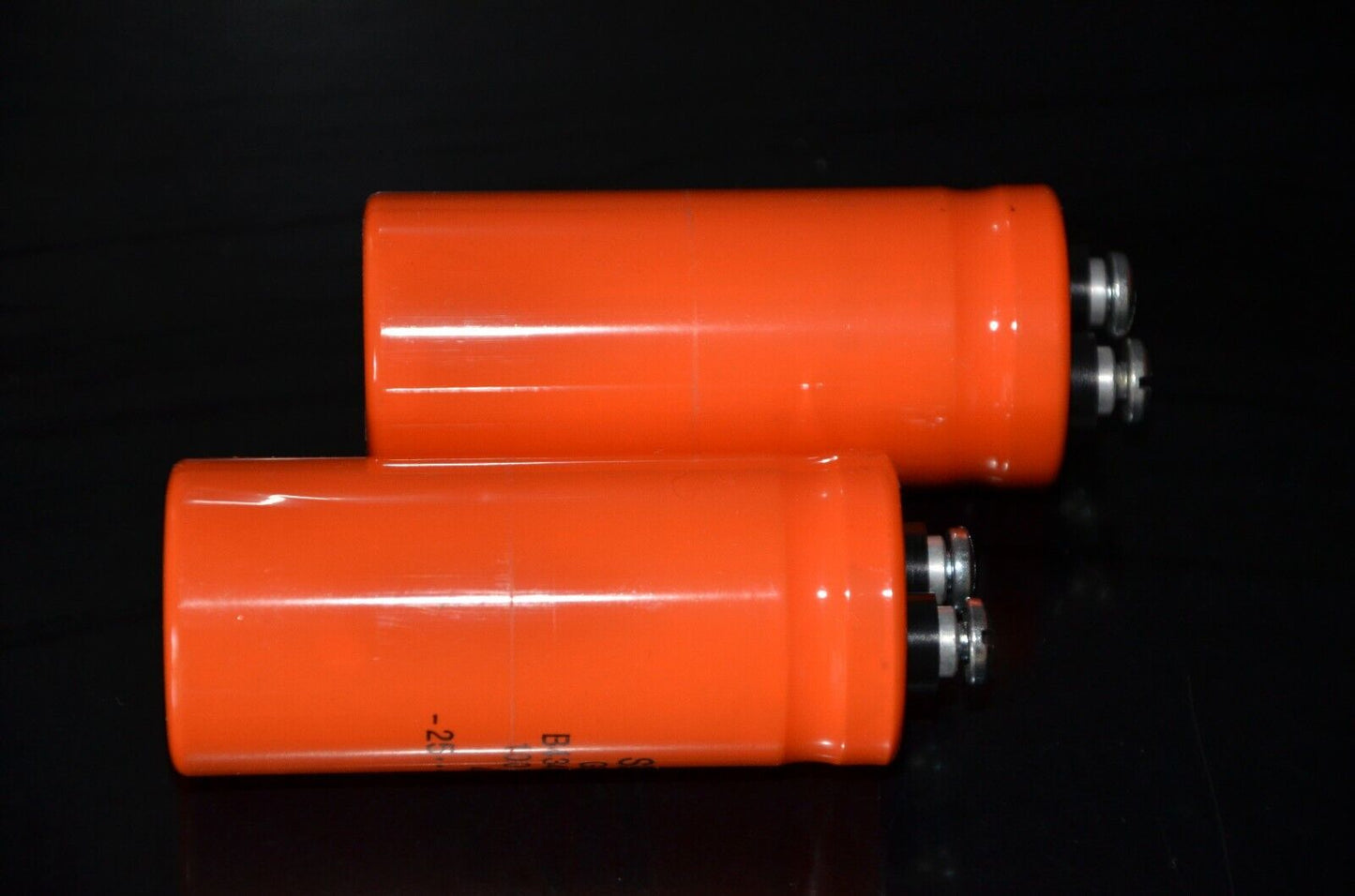 Two vintage NOS electrolytic capacitors 100uF 450V Siemens Germany (screw term.)