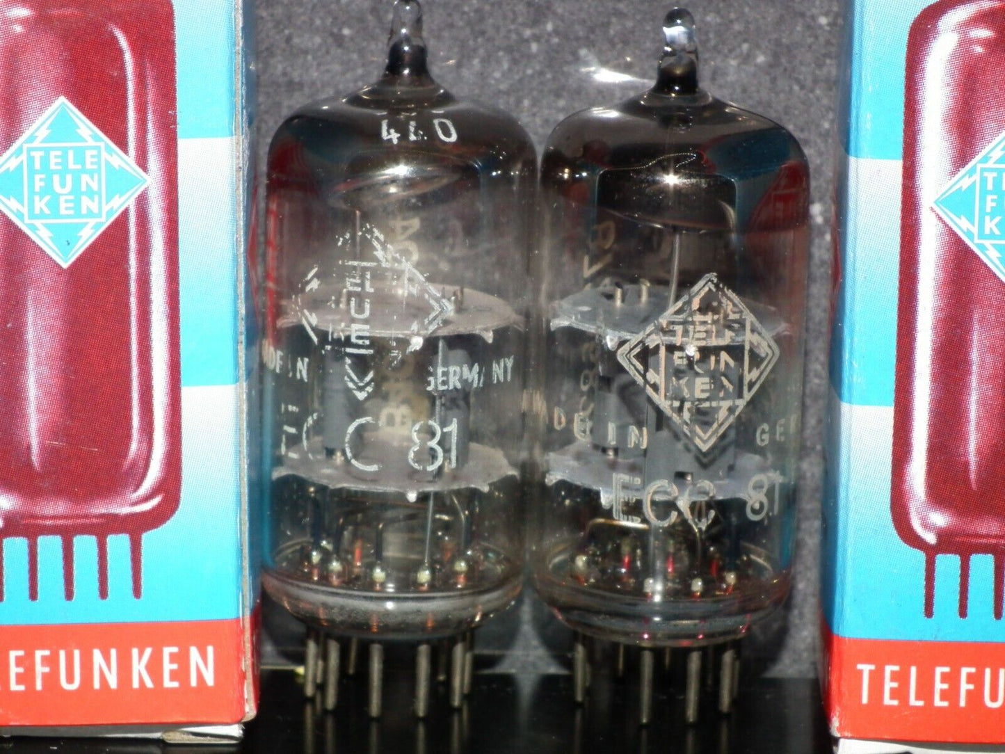 ECC81 Telefunken 12AT7 Matched pair Used Tested 95% 100%, Berlin, Diamond bottom