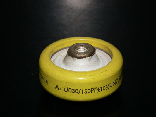 LCC France 150pF 7.5KV doorknob capacitor for professional broadcast Used Tested